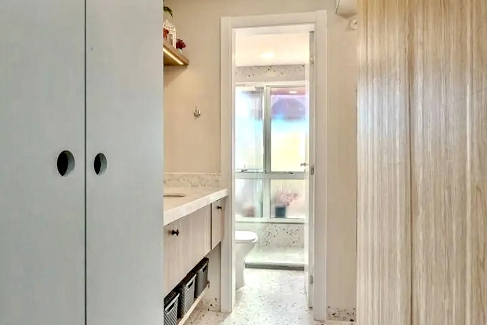 R$ 598.000 - LOFT DUPLEX - 142m2 - 1 DORM - TERRA&Ccedil;O - REFORMADA - VISTA  Porto Alegre - 