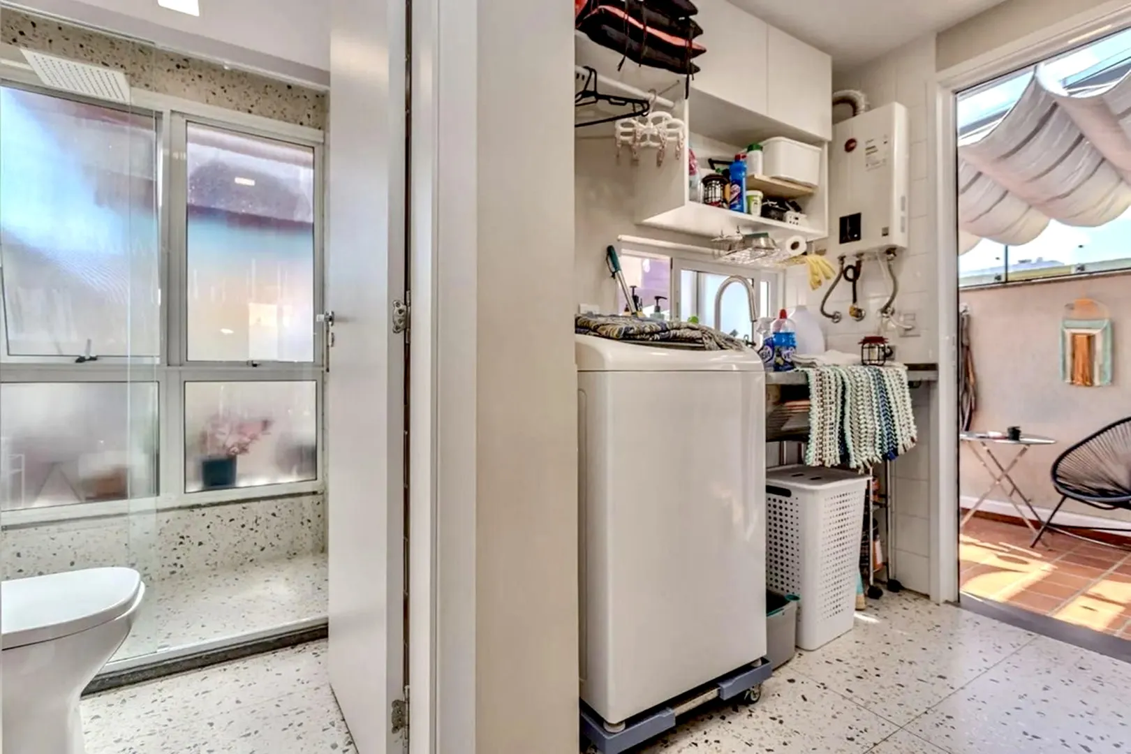 R$ 598.000 - LOFT DUPLEX - 142m2 - 1 DORM - TERRA&Ccedil;O - REFORMADA - VISTA  Porto Alegre - 