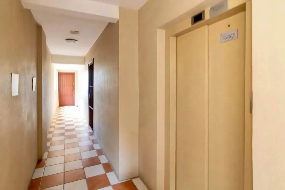 R$ 360.000 - BELO APARTAMENTO - 69M2 - 2 DORM - SACADA - 1 VAGA  Porto Alegre - 