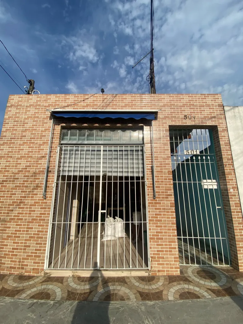 Conjunto de 4 casas 1 Sal&atilde;o comercial - Vila Cecilia  Mogi das Cruzes - 