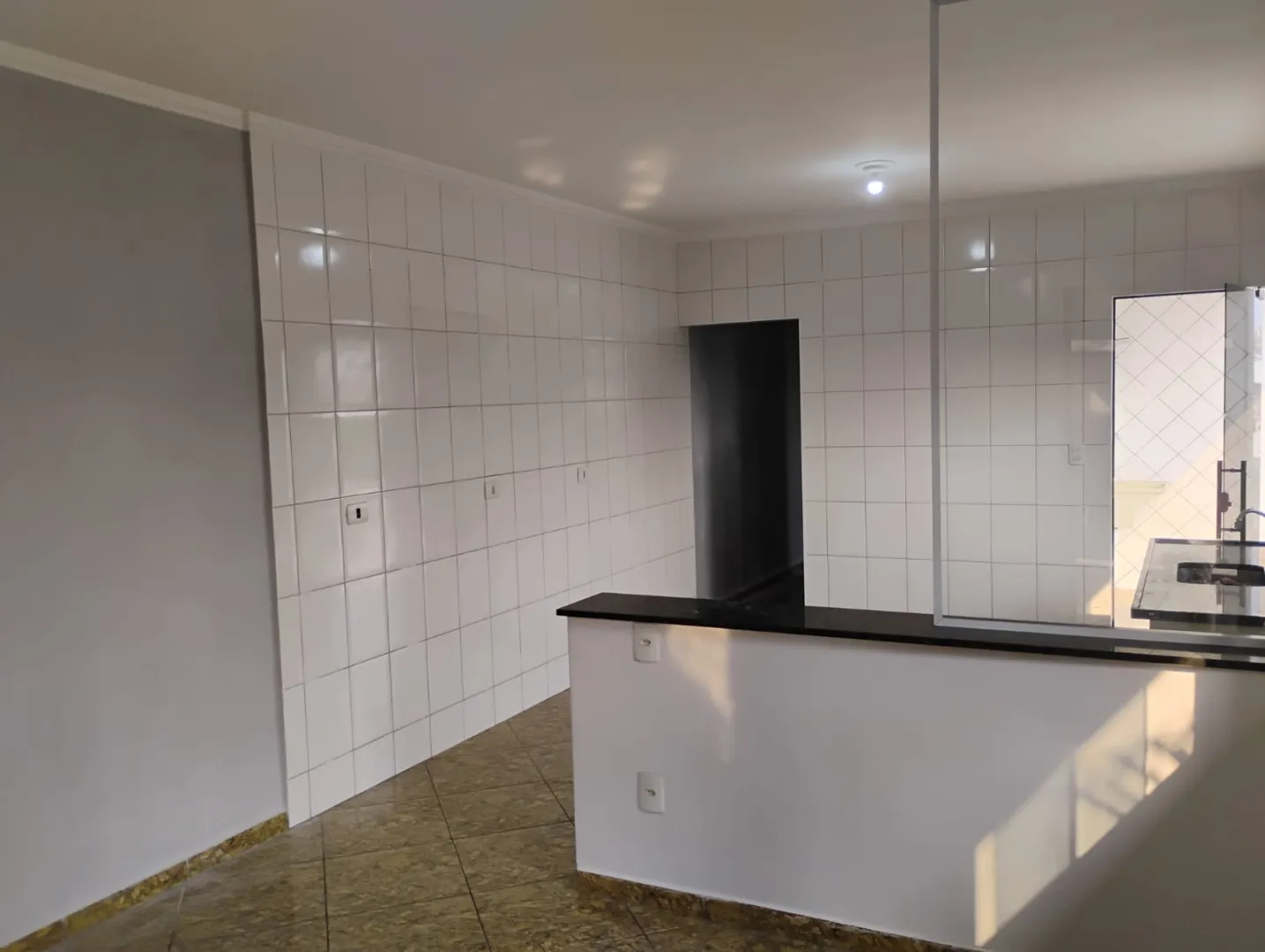 Casa 1 dormit&oacute;rio - Vila Brasileira  Mogi das Cruzes - 