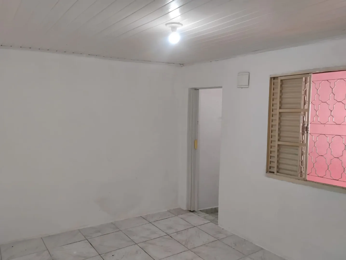 Casa 1 Dormit&oacute;rio - Vila Lav&iacute;nia  Mogi das Cruzes - 