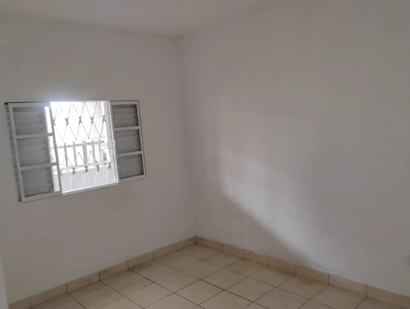 Casa 1 dormit&oacute;rio - Jardim Cec&iacute;lia  Mogi das Cruzes - 