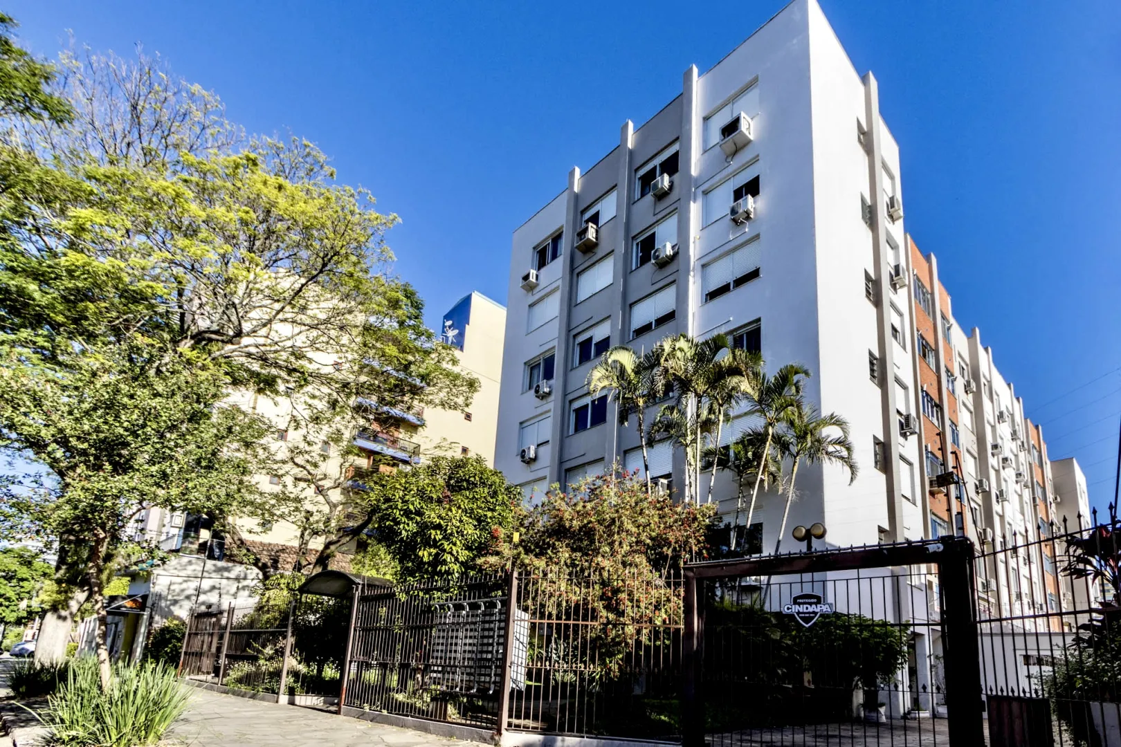 R$ 490.000 - LINDO APARTAMENTO - 66M2 - 2 DORM - REFORMADO - MUITO SOL - VISTA  Porto Alegre - 