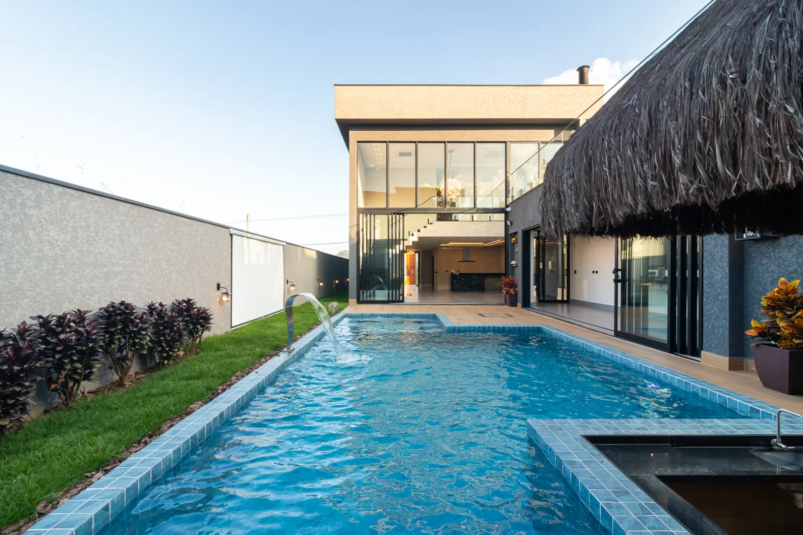 Casa &agrave; Venda no Reserva Santa Anna | 346m&sup2; Constru&iacute;dos | 4 Su&iacute;tes | Estrada Santo André Santana de Parnaíba - 