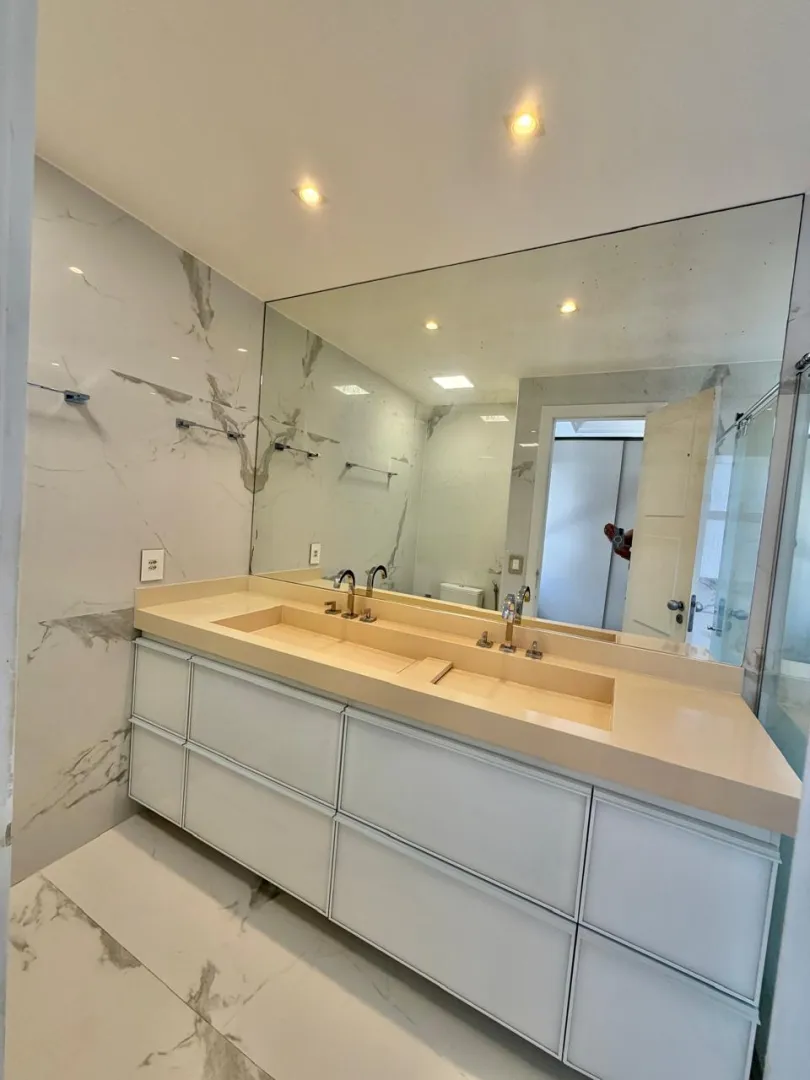 APARTAMENTO ALTO PADR&Atilde;O 4 QUARTOS 3 SU&Iacute;TES VARANDA PISCINA ACADEMIA &Agrave; VENDA NA PITUBA!  Salvador - 