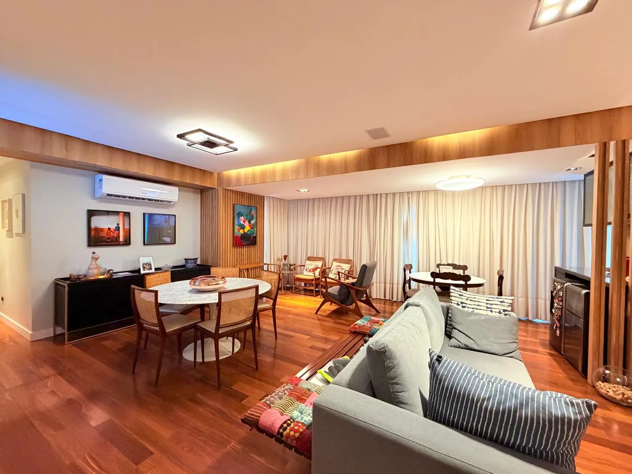 APARTAMENTO 3 QUARTOS SU&Iacute;TE VARANDA DEPEND&Ecirc;NCIA 2 GARAGENS PISCINA ACADEMIA &Agrave; VENDA GRA&Ccedil;A!  Salvador - 