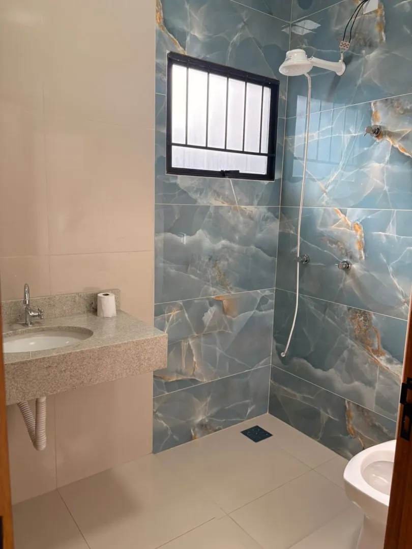 Casa moderna com ambientes bem distribu&iacute;dos e &oacute;tima ilumina&ccedil;&atilde;o natural  Santa Cruz do Rio Pardo - 