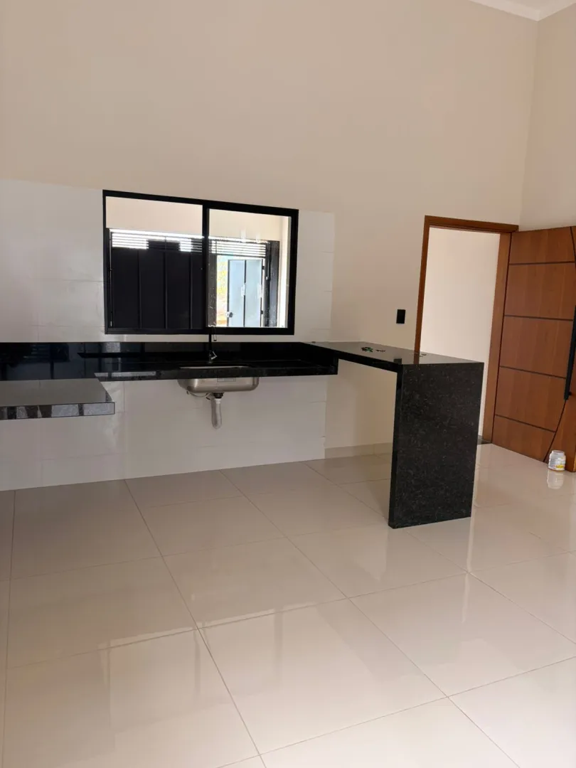 Casa moderna com ambientes bem distribu&iacute;dos e &oacute;tima ilumina&ccedil;&atilde;o natural  Santa Cruz do Rio Pardo - 
