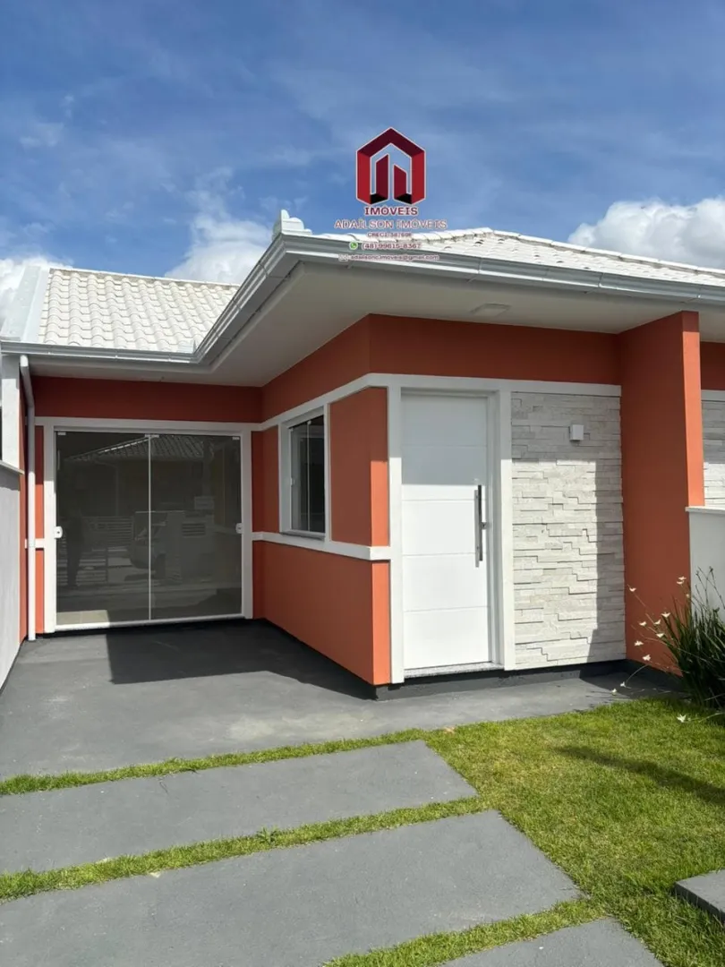 Casas geminadas no Loteamento Lisboa III em São José – SC Brasil