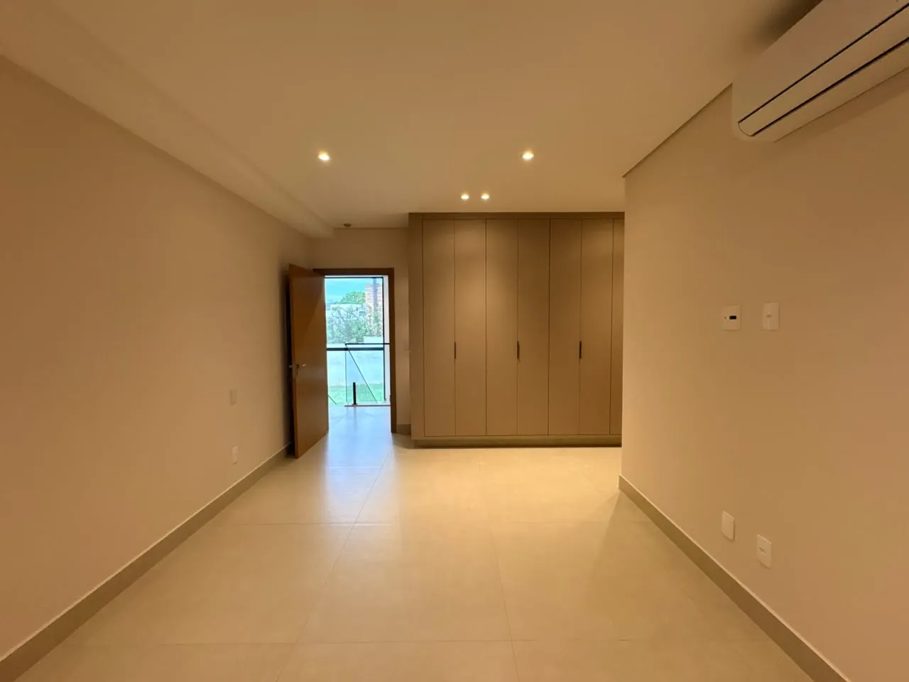 Casa &agrave; Venda Condom&iacute;nio Alphaville 1, 4 Su&iacute;tes, 420m&sup2;, Ribeir&atilde;o Preto/SP  Ribeirão Preto - 