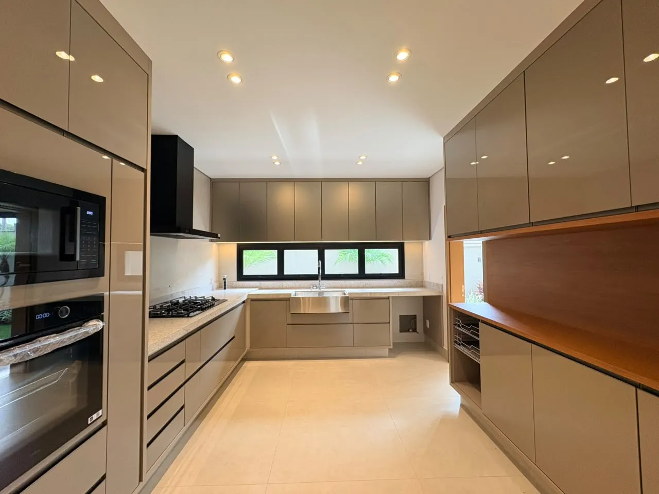 Casa &agrave; Venda Condom&iacute;nio Alphaville 1, 4 Su&iacute;tes, 420m&sup2;, Ribeir&atilde;o Preto/SP  Ribeirão Preto - 