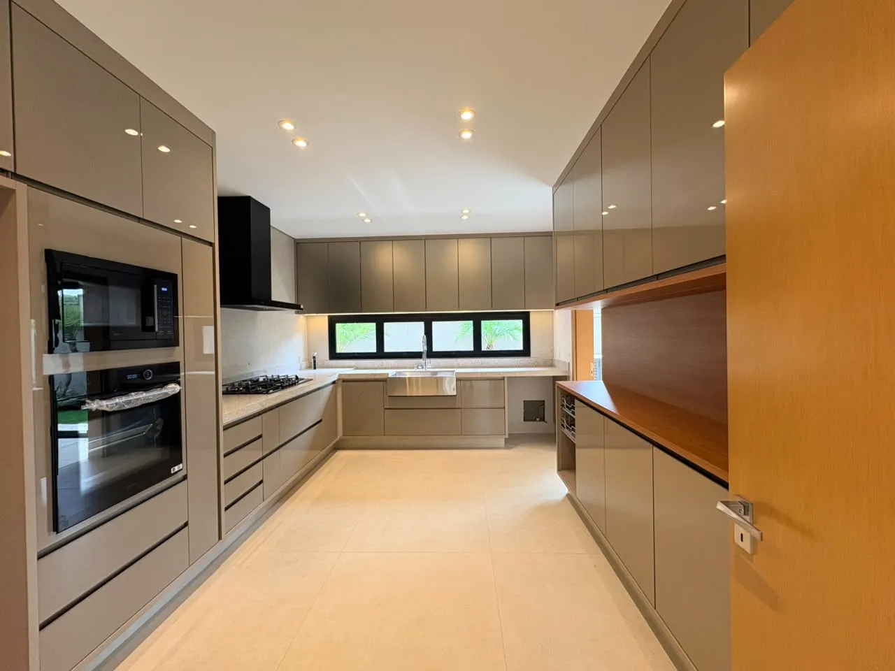 Casa &agrave; Venda Condom&iacute;nio Alphaville 1, 4 Su&iacute;tes, 420m&sup2;, Ribeir&atilde;o Preto/SP  Ribeirão Preto - 