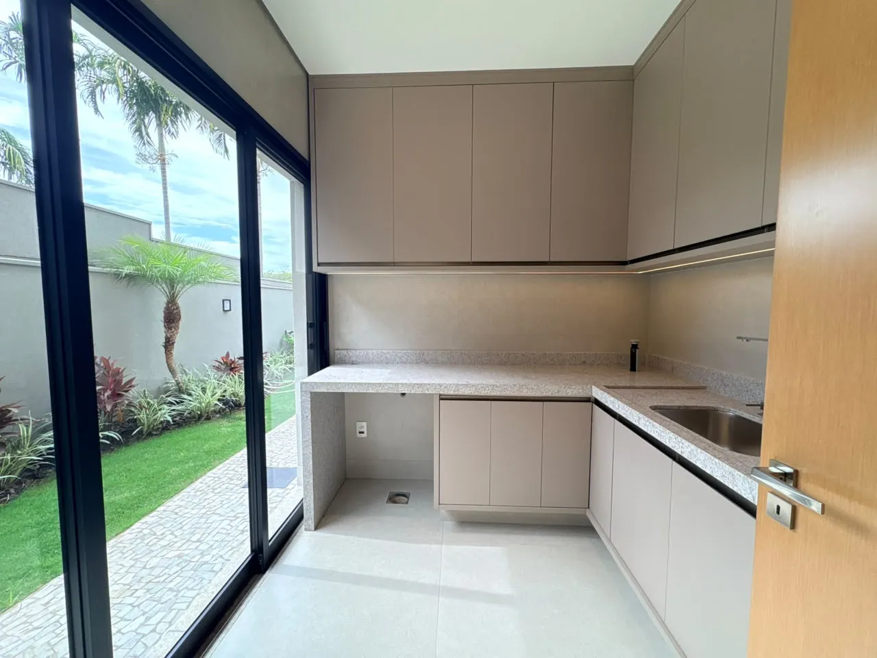 Casa &agrave; Venda Condom&iacute;nio Alphaville 1, 4 Su&iacute;tes, 420m&sup2;, Ribeir&atilde;o Preto/SP  Ribeirão Preto - 