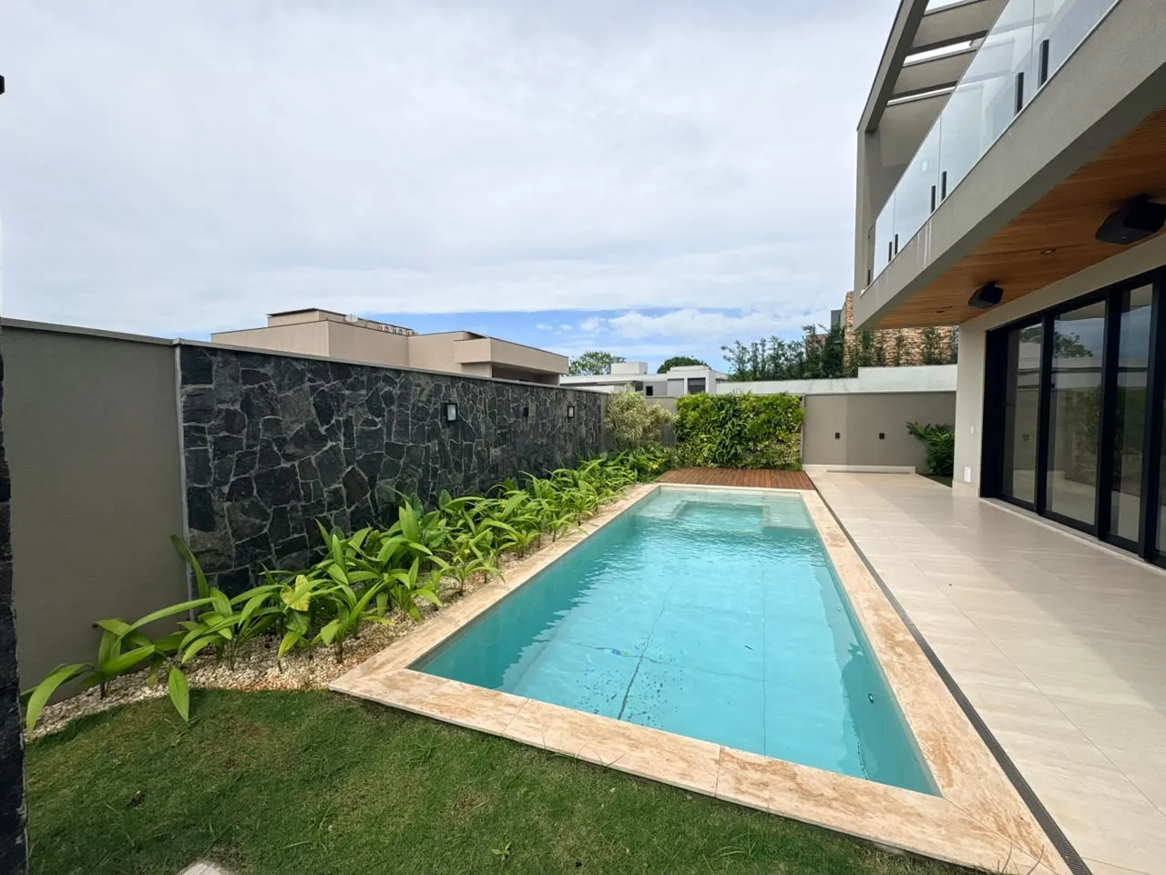 Casa &agrave; Venda Condom&iacute;nio Alphaville 1, 4 Su&iacute;tes, 420m&sup2;, Ribeir&atilde;o Preto/SP  Ribeirão Preto - 