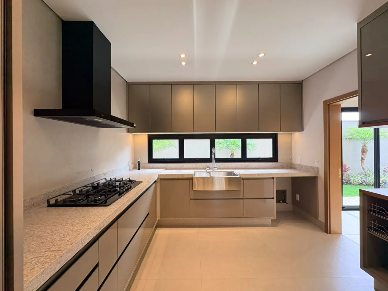 Casa &agrave; Venda Condom&iacute;nio Alphaville 1, 4 Su&iacute;tes, 420m&sup2;, Ribeir&atilde;o Preto/SP  Ribeirão Preto - 