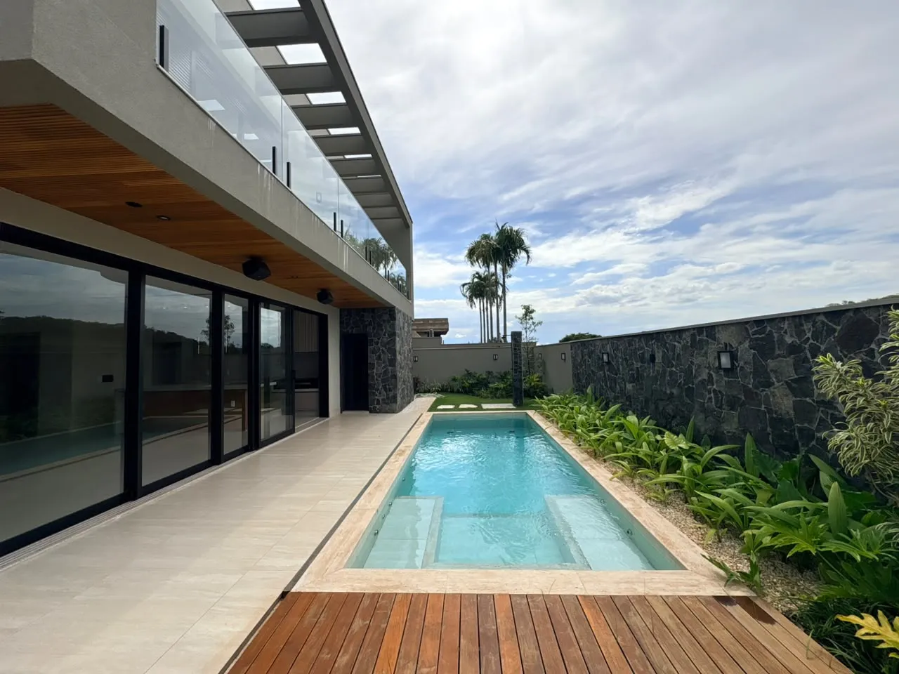 Casa &agrave; Venda Condom&iacute;nio Alphaville 1, 4 Su&iacute;tes, 420m&sup2;, Ribeir&atilde;o Preto/SP  Ribeirão Preto - 