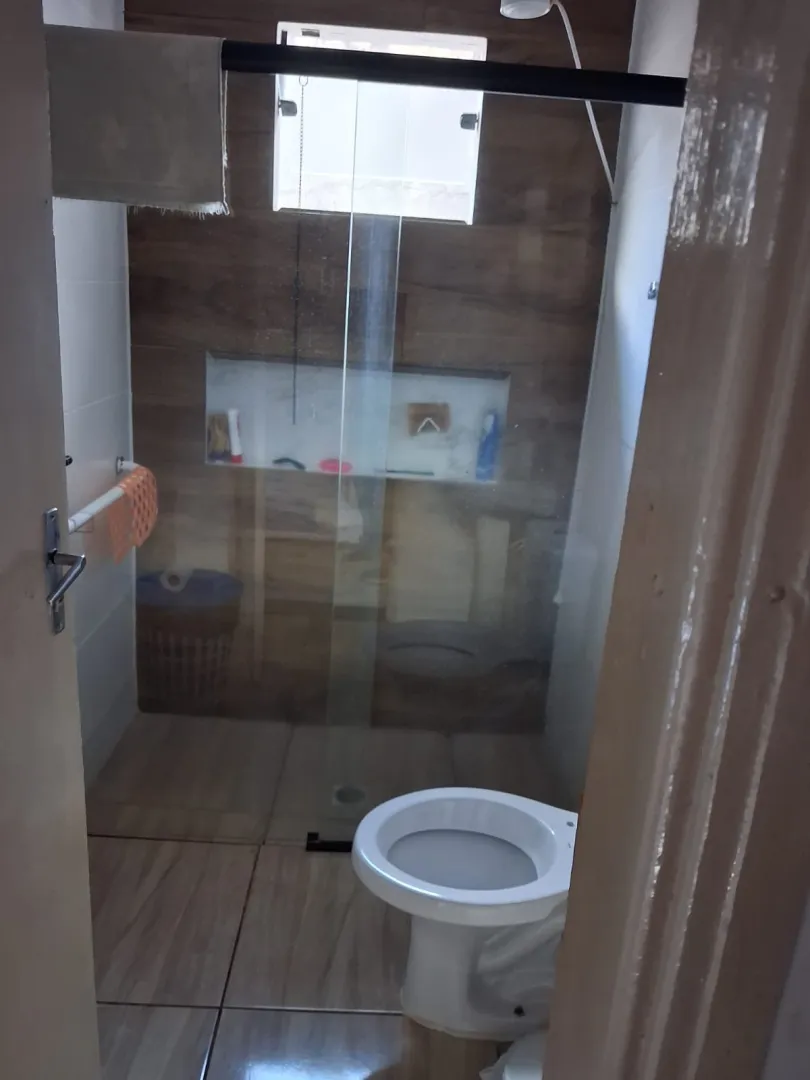 Casa confort&aacute;vel com su&iacute;te, espa&ccedil;o gourmet e quintal amplo  Santa Cruz do Rio Pardo - 