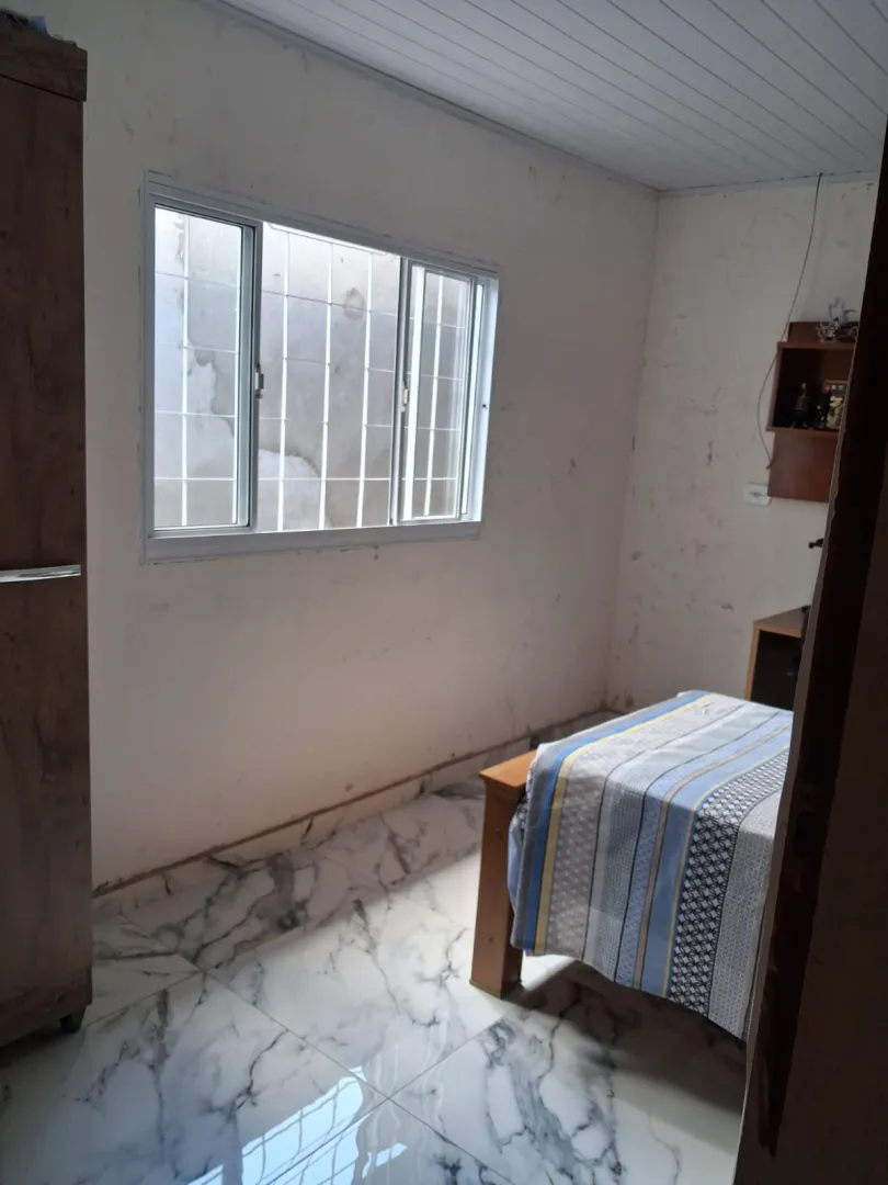 Casa confort&aacute;vel com su&iacute;te, espa&ccedil;o gourmet e quintal amplo  Santa Cruz do Rio Pardo - 
