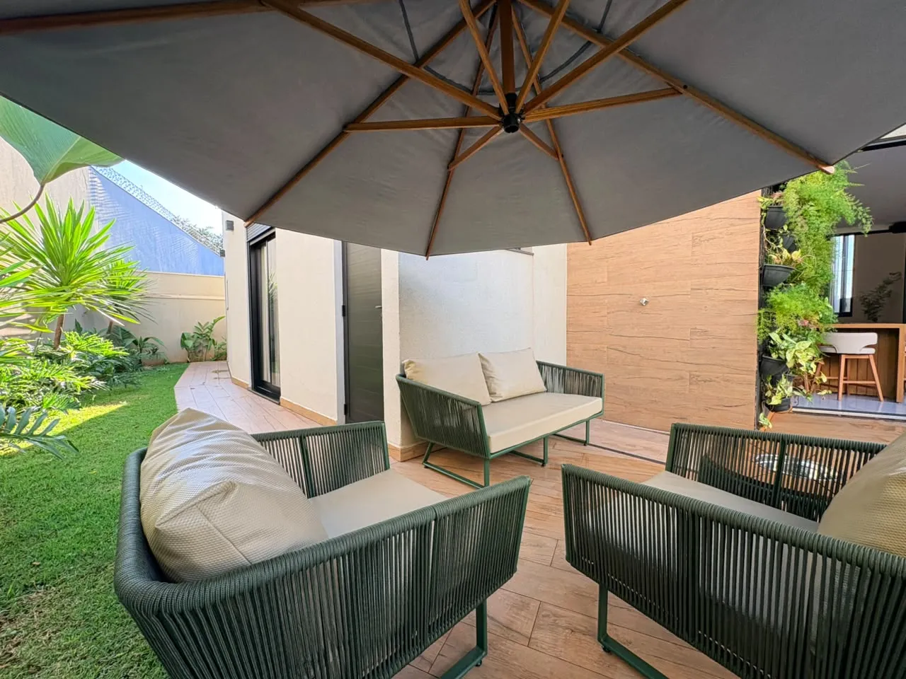 Casa &agrave; Venda Condom&iacute;nio San Paolo, 3 Su&iacute;tes, Piscina Aquecida, 250m&sup2;, Ribeir&atilde;o Preto/SP  Ribeirão Preto - 