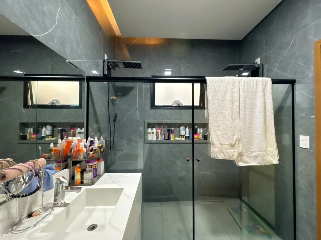 Casa &agrave; Venda Condom&iacute;nio San Paolo, 3 Su&iacute;tes, Piscina Aquecida, 250m&sup2;, Ribeir&atilde;o Preto/SP  Ribeirão Preto - 