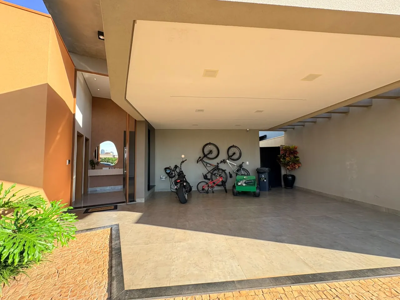 Casa &agrave; Venda Condom&iacute;nio San Paolo, 3 Su&iacute;tes, Piscina Aquecida, 250m&sup2;, Ribeir&atilde;o Preto/SP  Ribeirão Preto - 