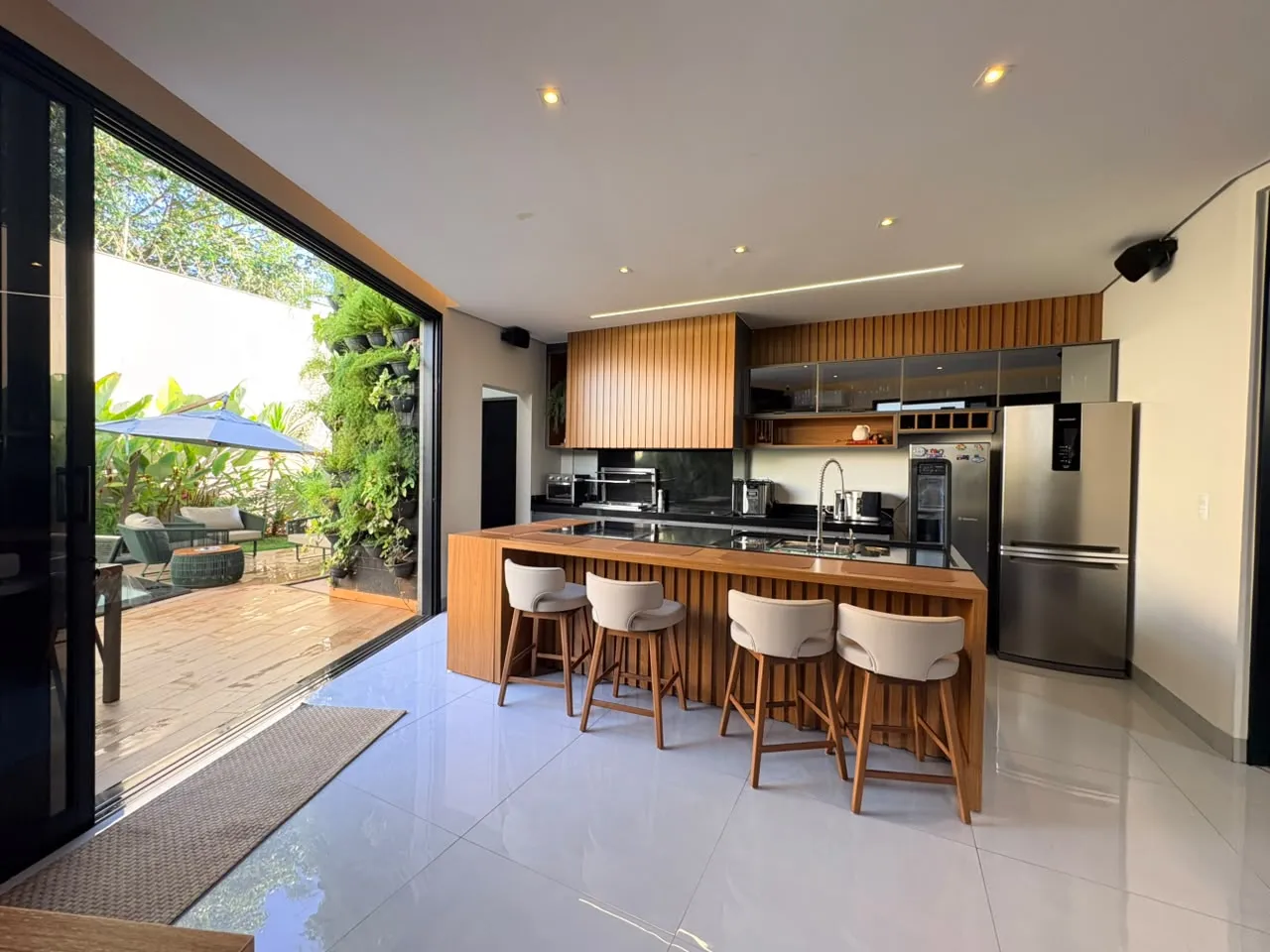 Casa &agrave; Venda Condom&iacute;nio San Paolo, 3 Su&iacute;tes, Piscina Aquecida, 250m&sup2;, Ribeir&atilde;o Preto/SP  Ribeirão Preto - 