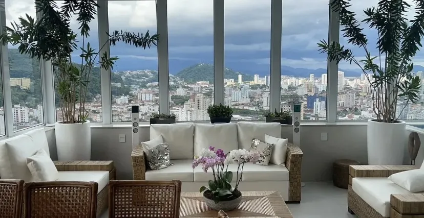 Cobertura Duplex Alto Padr&atilde;o com 300 m&sup2;, 4 Su&iacute;tes e 3 Vagas &ndash; Marap&eacute;, Santos  Santos - 