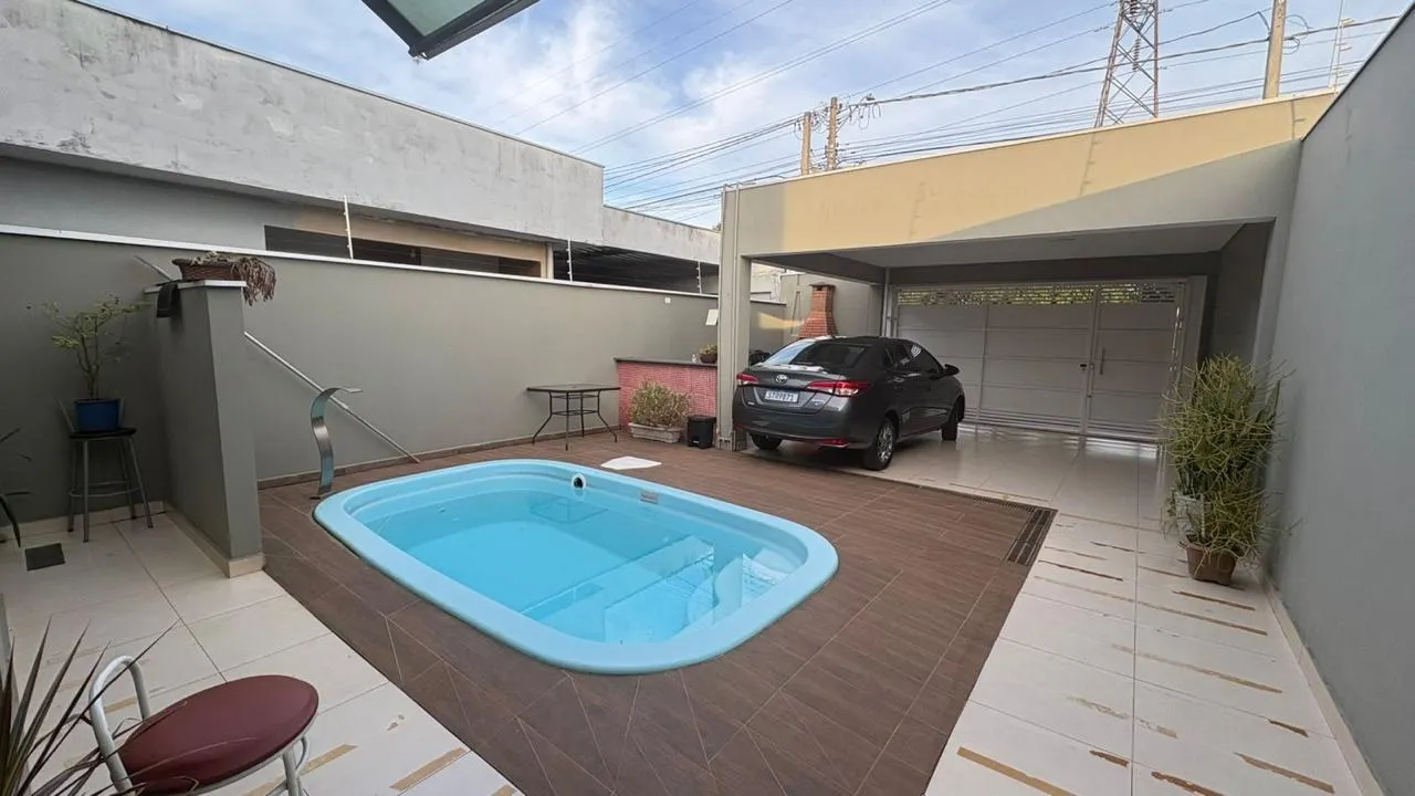 CASA TÉRREA 3 QUARTOS , PISCINA, Nova Água Branca, Piracicaba