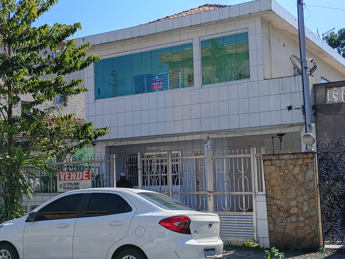 CASA DUPLEX SUPER ESPAÇOSA,4 DORMITÓRIOS,NO MELHOR BAIRRO DE CUBATÃO,JARDIM CASQUEIRO!!!