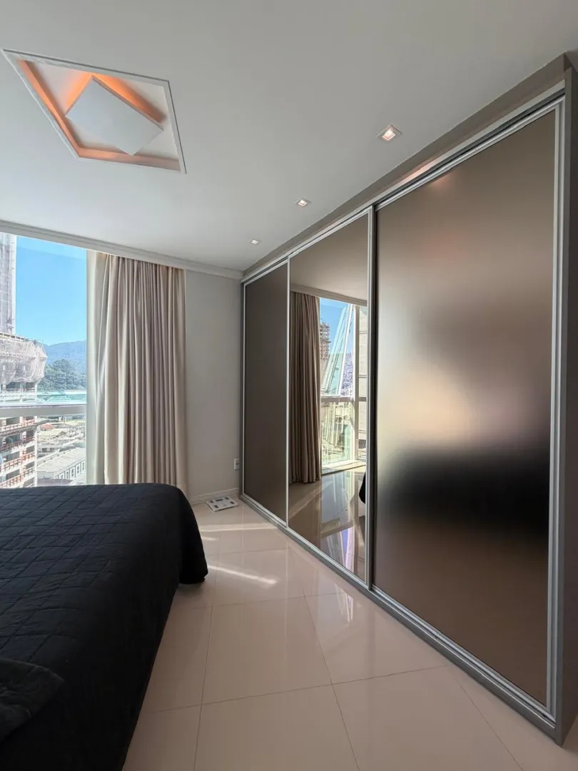 Ilhas Cayman | Duplex com Piscina Privativa na Quadra do Mar  Itapema - 