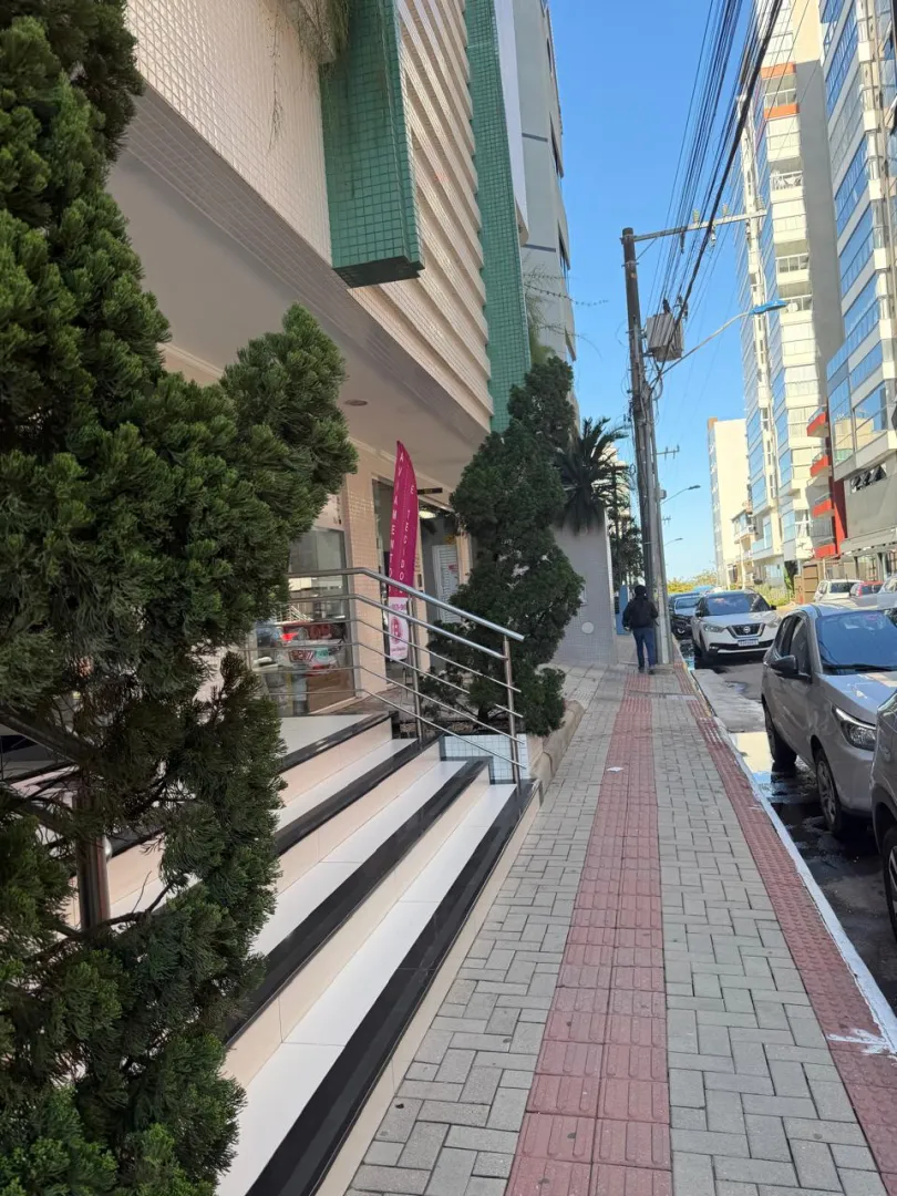 Ilhas Cayman | Duplex com Piscina Privativa na Quadra do Mar  Itapema - 
