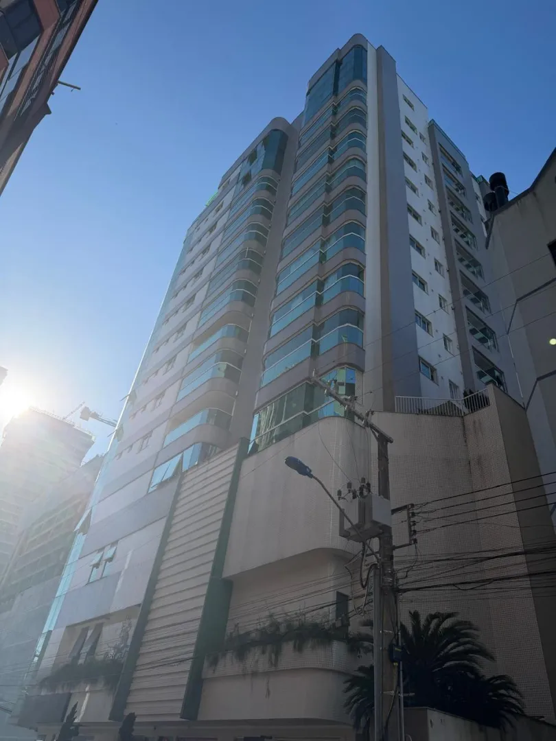 Ilhas Cayman | Duplex com Piscina Privativa na Quadra do Mar  Itapema - 
