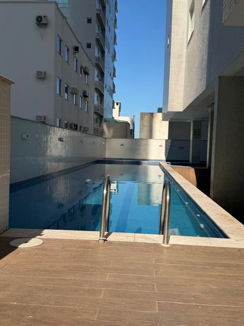 Ilhas Cayman | Duplex com Piscina Privativa na Quadra do Mar  Itapema - 