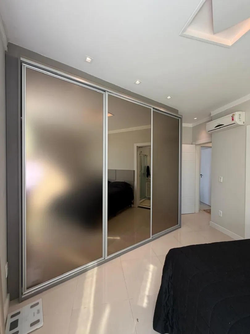 Ilhas Cayman | Duplex com Piscina Privativa na Quadra do Mar  Itapema - 