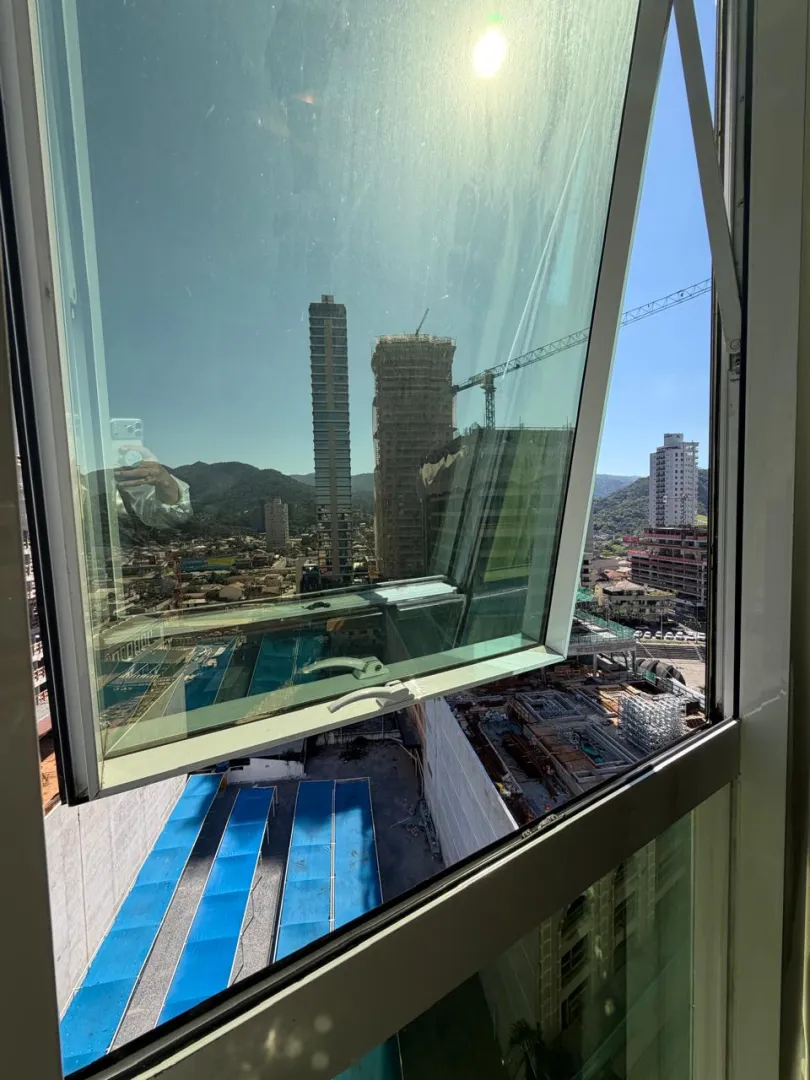 Ilhas Cayman | Duplex com Piscina Privativa na Quadra do Mar  Itapema - 