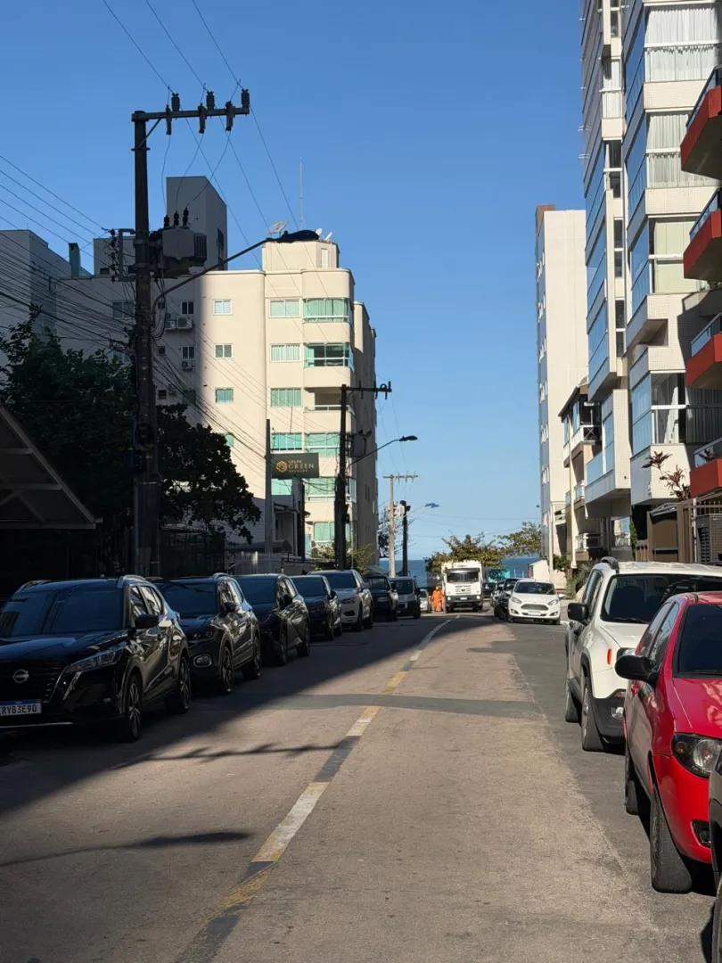 Ilhas Cayman | Duplex com Piscina Privativa na Quadra do Mar  Itapema - 
