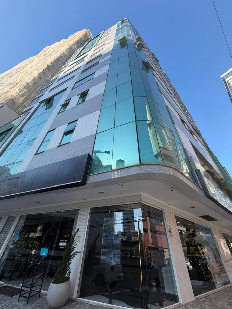 Ilhas Cayman | Duplex com Piscina Privativa na Quadra do Mar  Itapema - 