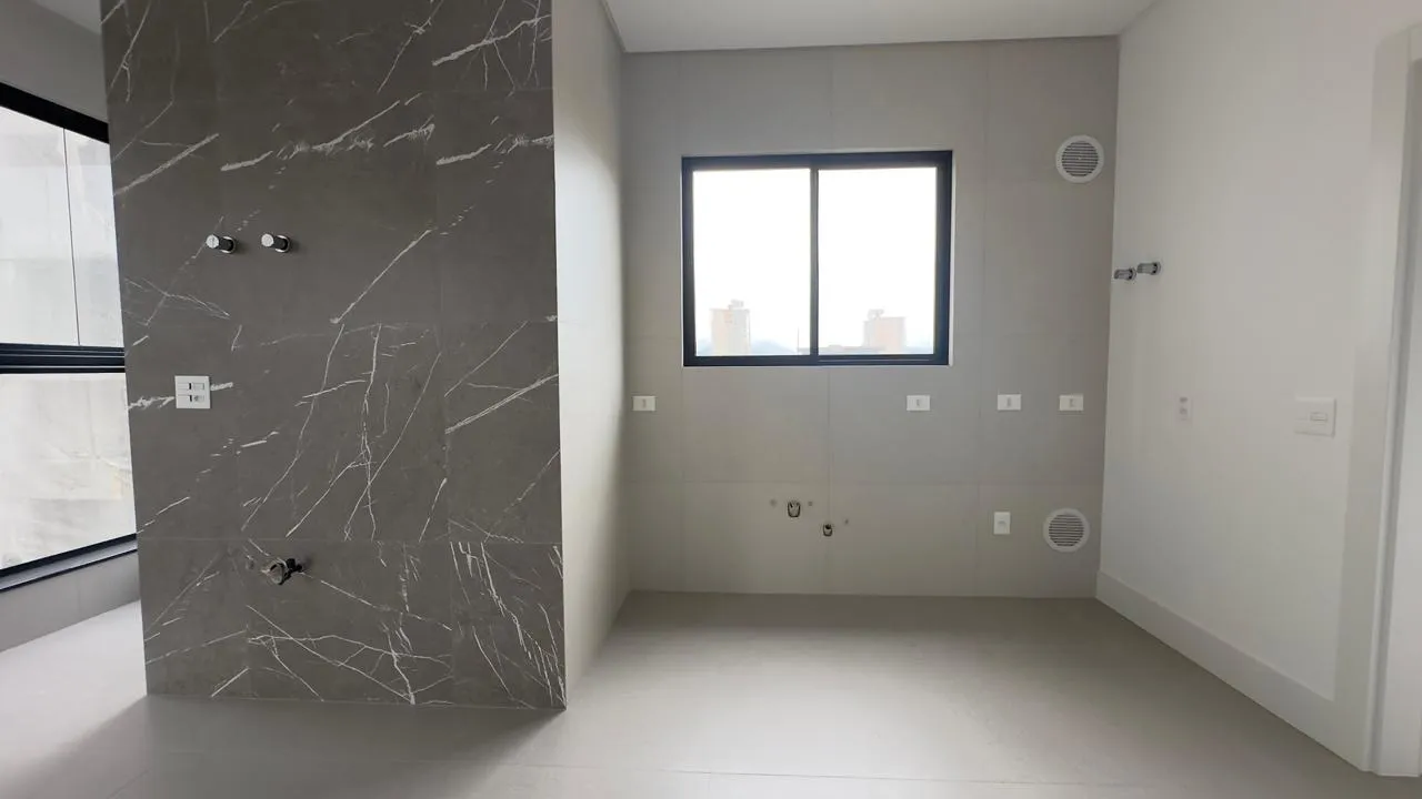 Vancouver Residence | Apartamento com 3 Su&iacute;tes e 3 Vagas em Meia Praia  Itapema - 