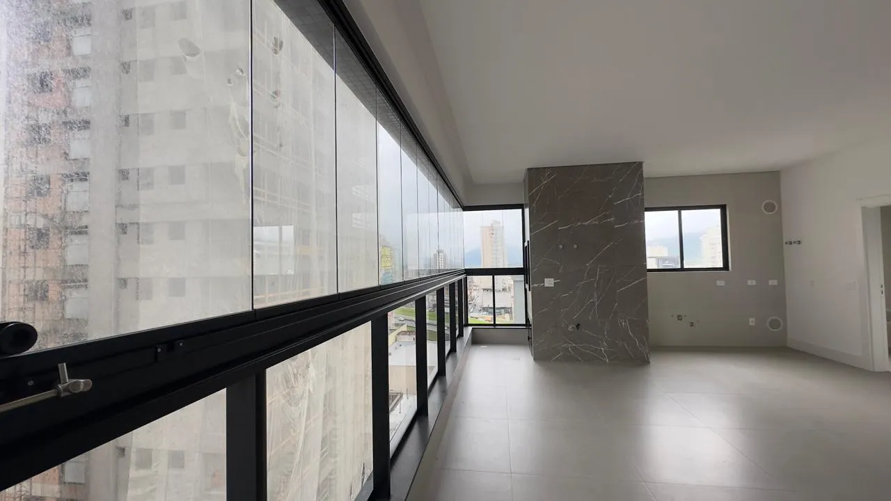 Vancouver Residence | Apartamento com 3 Su&iacute;tes e 3 Vagas em Meia Praia  Itapema - 