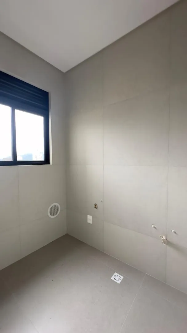 Vancouver Residence | Apartamento com 3 Su&iacute;tes e 3 Vagas em Meia Praia  Itapema - 