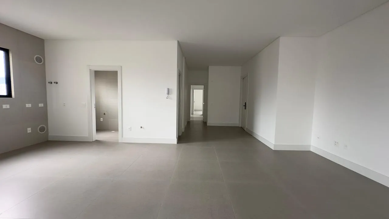 Vancouver Residence | Apartamento com 3 Su&iacute;tes e 3 Vagas em Meia Praia  Itapema - 