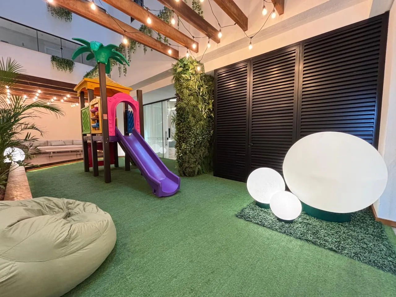 TROPICAL VILLAGE RESIDENCE | Apartamento em Itapema | 2 Dormit&oacute;rios, 1 Su&iacute;te e 1 Vaga  Itapema - 