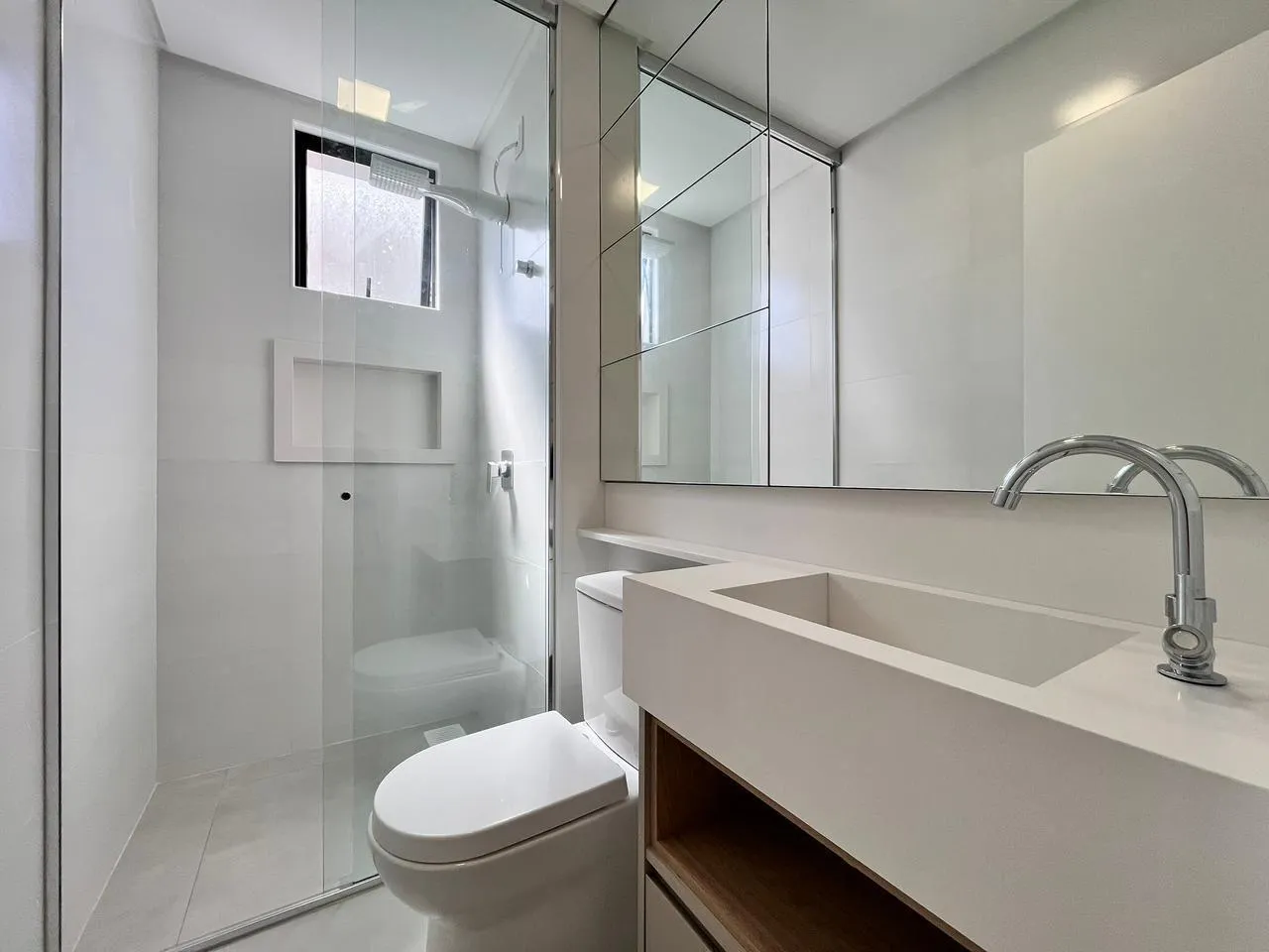 TROPICAL VILLAGE RESIDENCE | Apartamento em Itapema | 2 Dormit&oacute;rios, 1 Su&iacute;te e 1 Vaga  Itapema - 