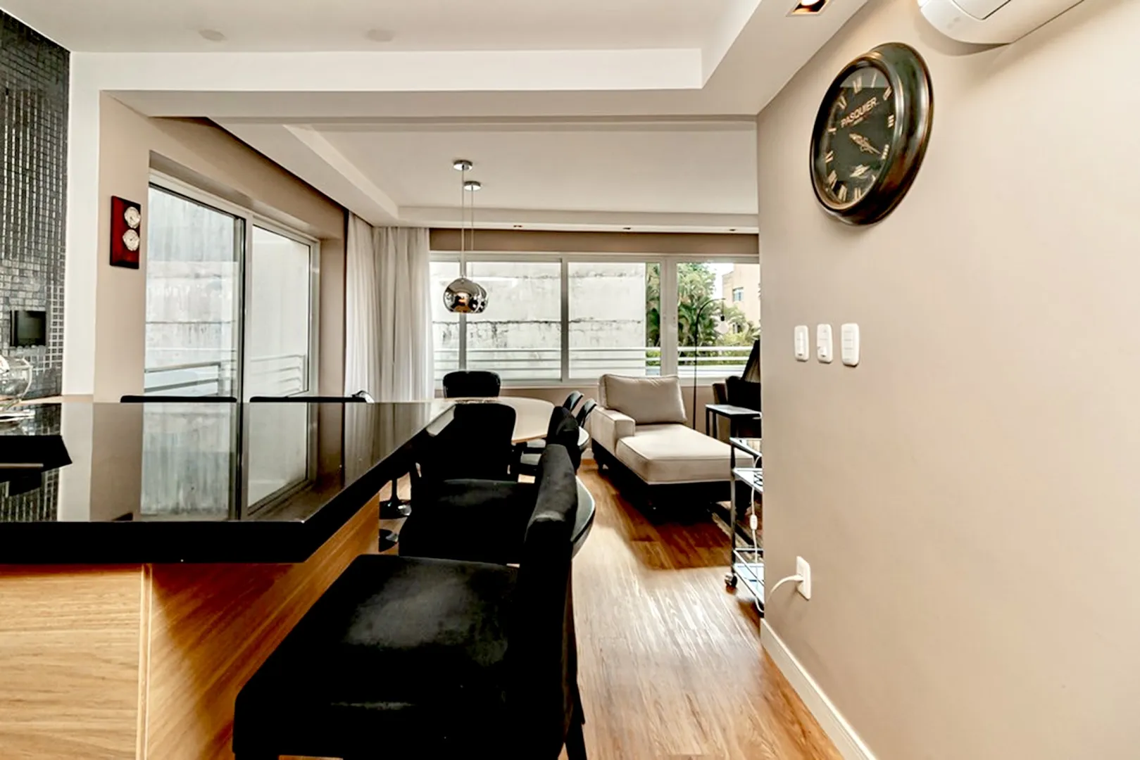 R$ 712.000 - EXCELENTE APARTAMENTO - 89M2 - 2 DORM - 2 SU&Iacute;TES - 2 VAGAS  Porto Alegre - 