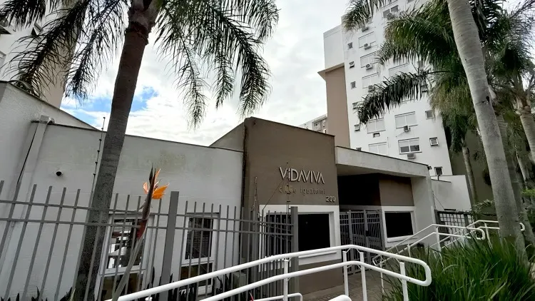 R$ 575.000 - VIDA VIVA CLUBE IGUATEMI - LINDO APARTAMENTO - 73M2 - 2 DORM - SU&Iacute;TE - 1 VAGA  Porto Alegre - 