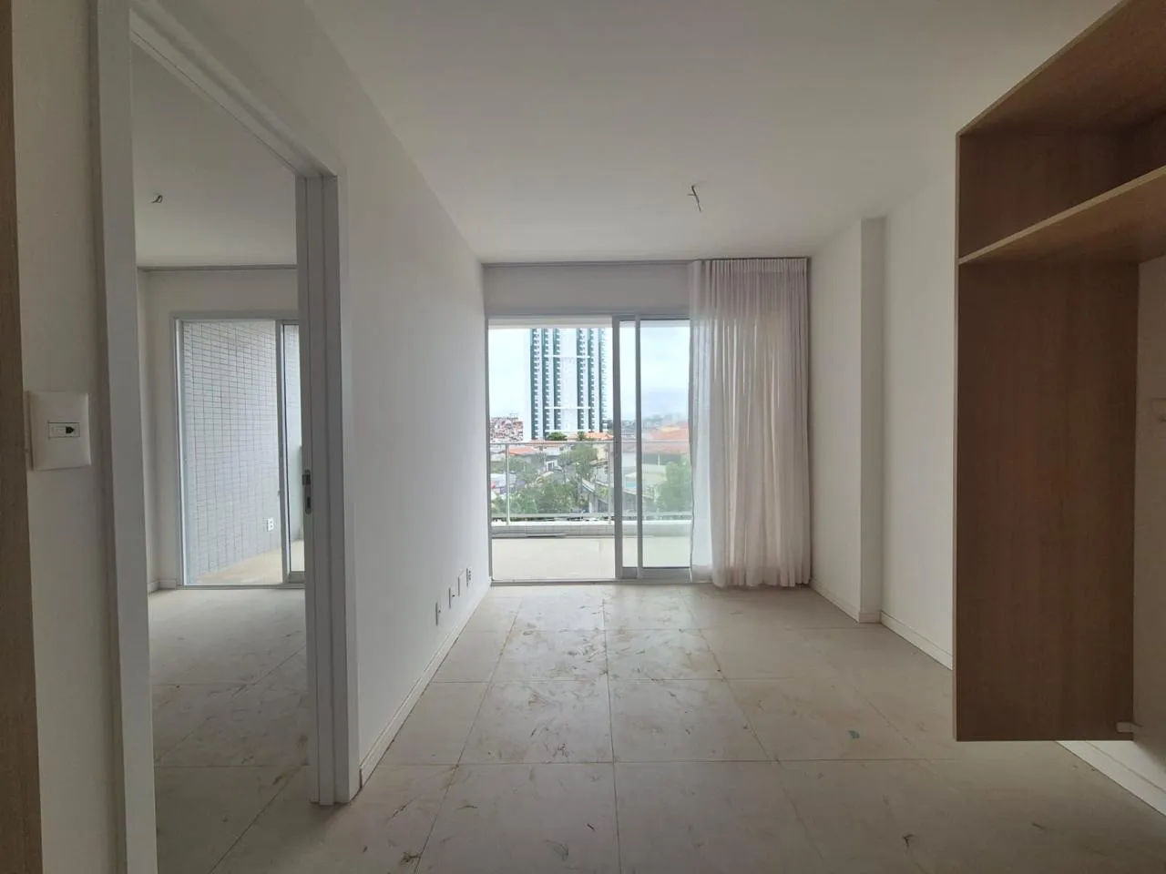 APARTAMENTO QUARTO E SALA VARANDA NASCENTE PISCINA VENDA/LOCA&Ccedil;&Atilde;O CAMINHO &Aacute;RVORES  Salvador - 