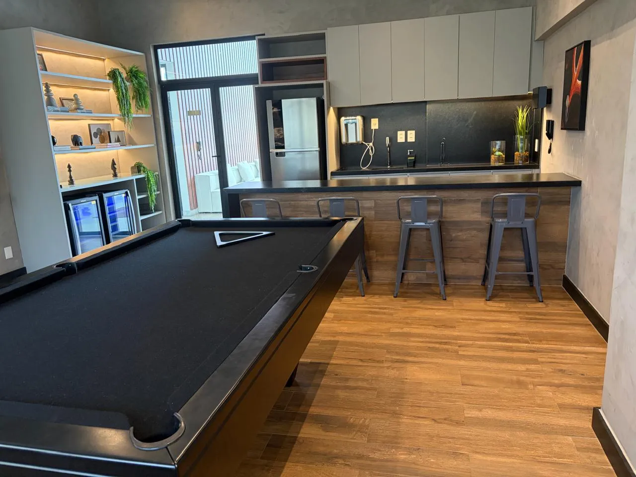 APARTAMENTO QUARTO E SALA VARANDA NASCENTE PISCINA VENDA/LOCA&Ccedil;&Atilde;O CAMINHO &Aacute;RVORES  Salvador - 