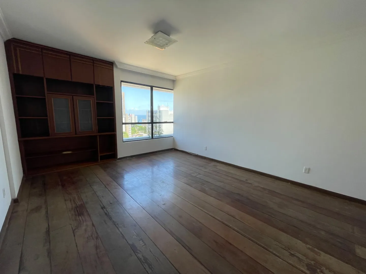 APARTAMENTO 3 QUARTOS SU&Iacute;TE ARM&Aacute;RIOS 2 GARAGENS LOCA&Ccedil;&Atilde;O JARDIM APIPEMA ONDINA Rua Desembargador Demétrio Tourinho Salvador - 