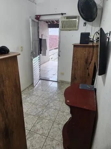 CASA COM 5 DORMIT&Oacute;RIOS, ED&Iacute;CULA E 4 VAGAS &ndash; AVIA&Ccedil;&Atilde;O &ndash; PRAIA GRANDE/SP Avenida Carlos Martiniano de Andrade Praia Grande - 